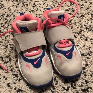 Nike 1y